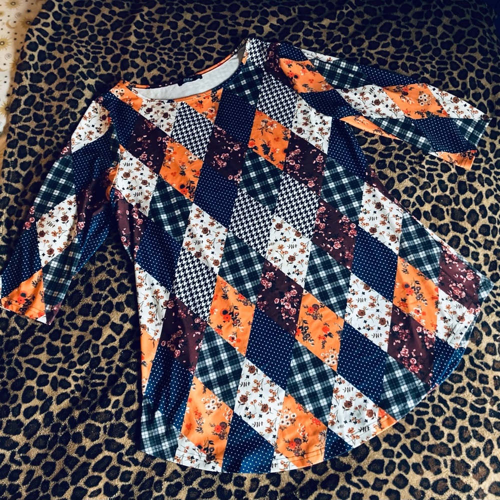 NWOT Women’s size XL Lily Patchwprk Dress.